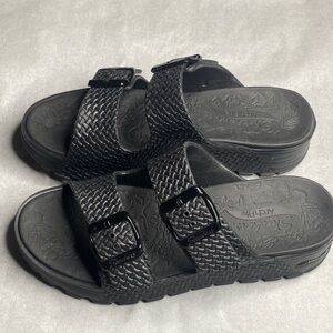 Skechers Black Woven Strap Sandals